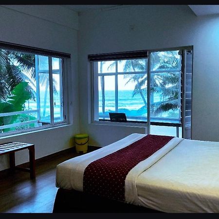 White Shell Beach House Kannur Exteriör bild