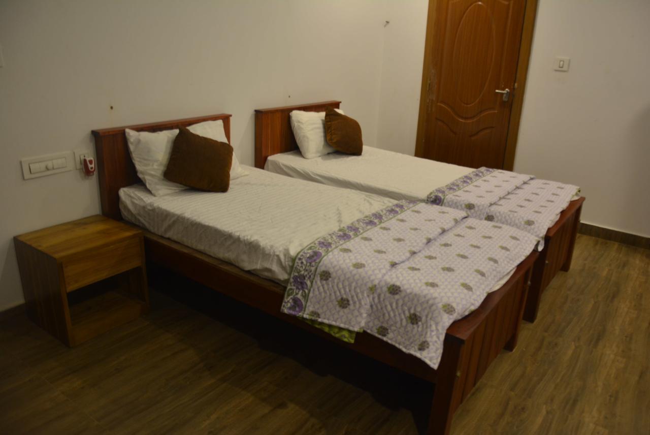 White Shell Beach House Kannur Exteriör bild