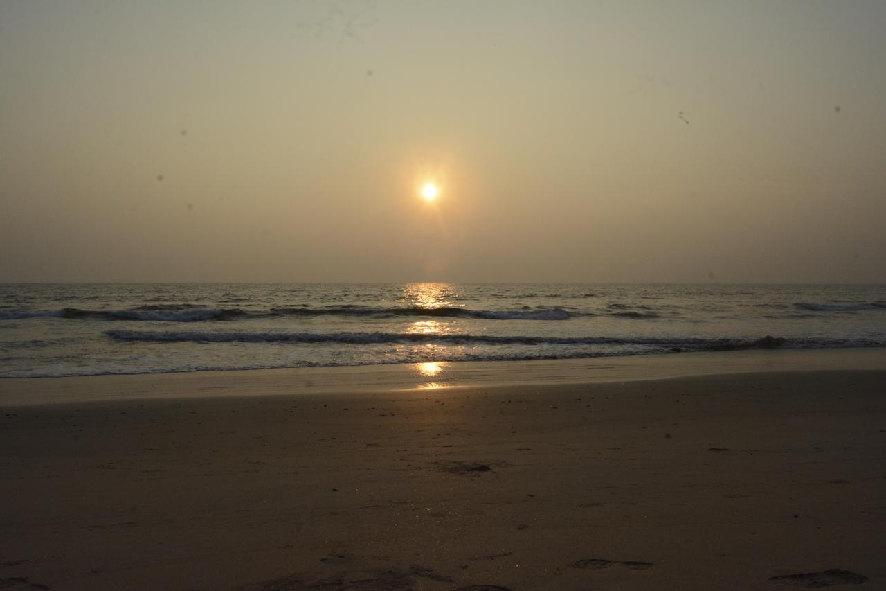 White Shell Beach House Kannur Exteriör bild